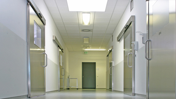 Zrakotesna avtomatska vrata za bolnice